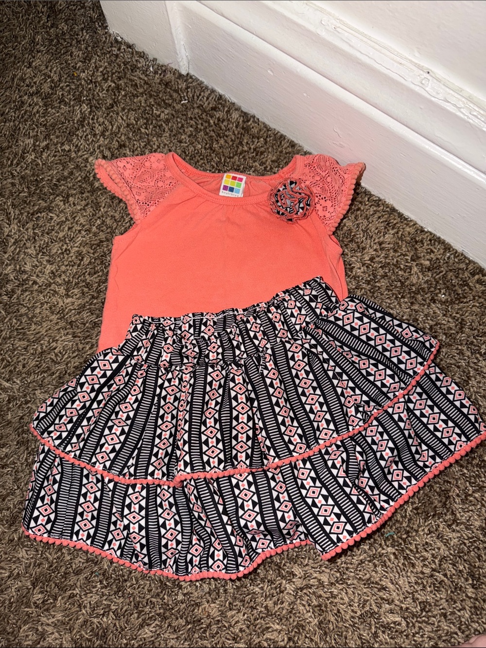 Girls Coral Lace-Sleeve Top & Patterned Tiered Skirt Set